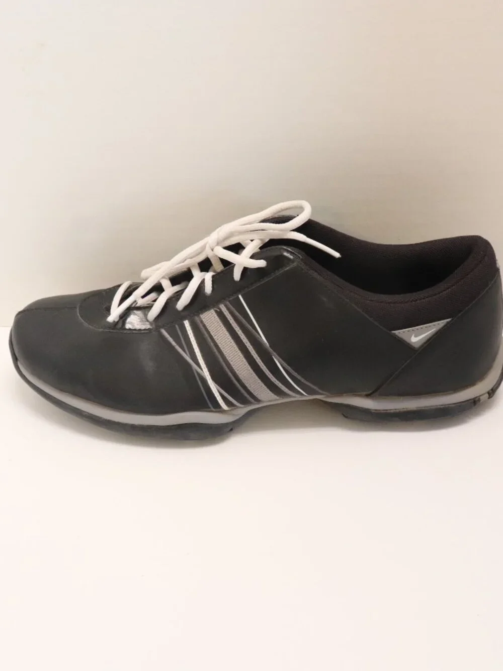 Nike Men's Golf Shoes Lace Up Black Grey Size 10 TAC Soles